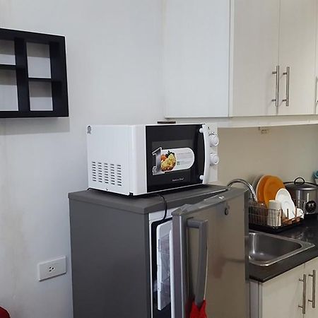Cnholy Condo At Sea Residences Manila Exterior foto